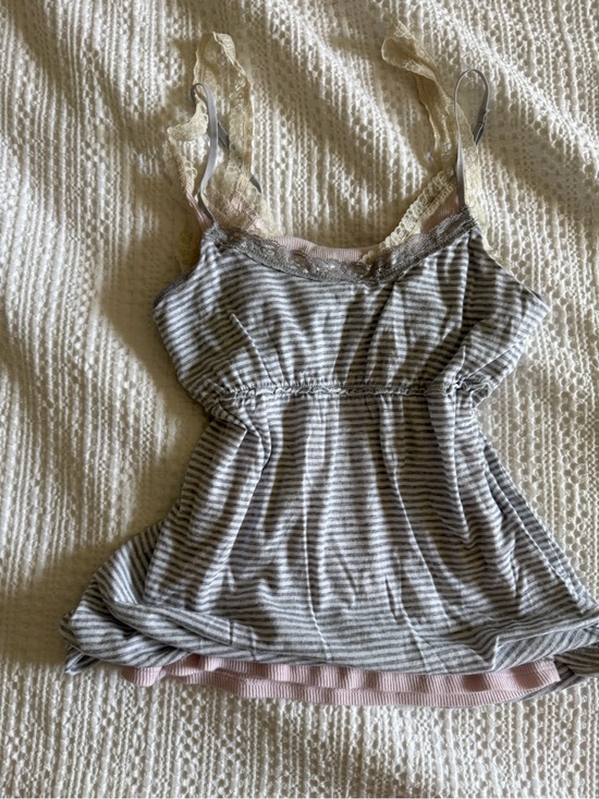 Aeropostale Tops - Y2K 2000s Aeropostale summer grey striped babydoll tank top lace cami